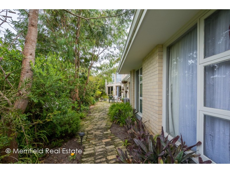 70 Frenchman Bay Road, Mount Elphinstone WA 6330