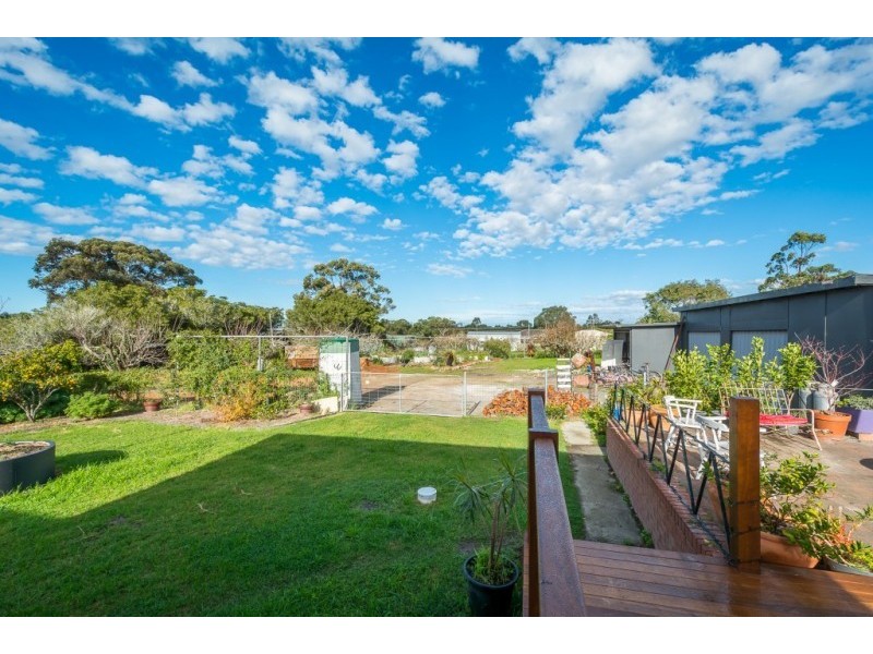 31 Peppermint Drive, Warrenup WA 6330