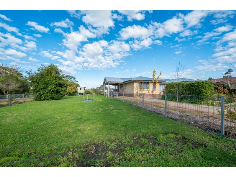 31 Peppermint Drive, Warrenup WA 6330