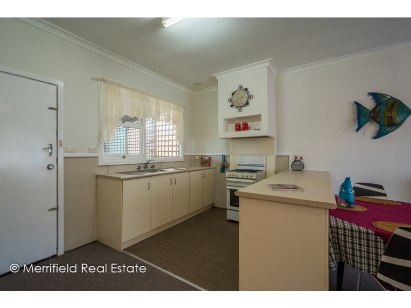 93 Chester Pass Road, Orana WA 6330