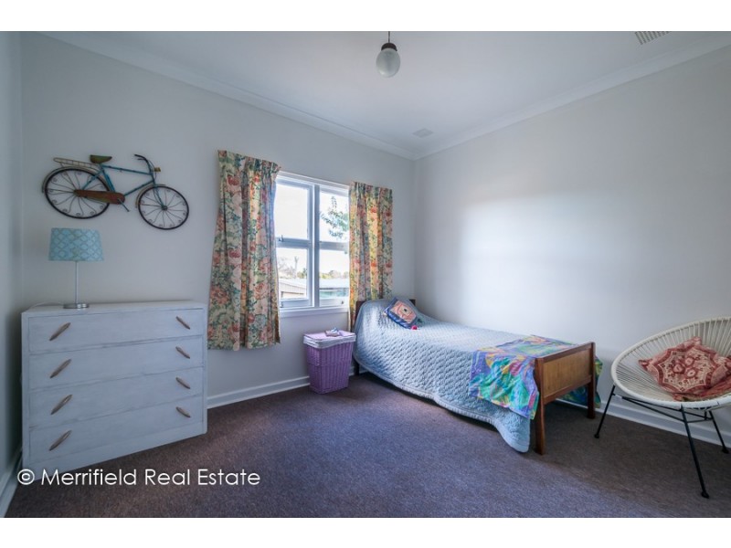 93 Chester Pass Road, Orana WA 6330