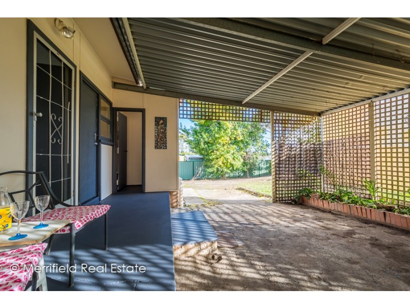 93 Chester Pass Road, Orana WA 6330