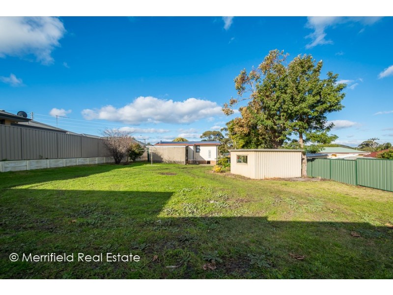 93 Chester Pass Road, Orana WA 6330