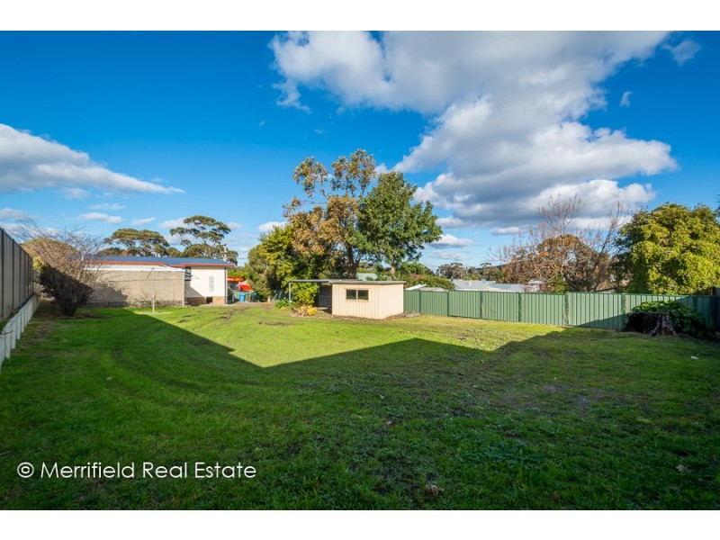 93 Chester Pass Road, Orana WA 6330