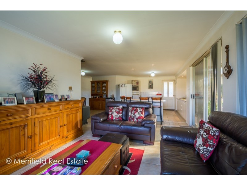 22 Ardross Crescent, Collingwood Park WA 6330