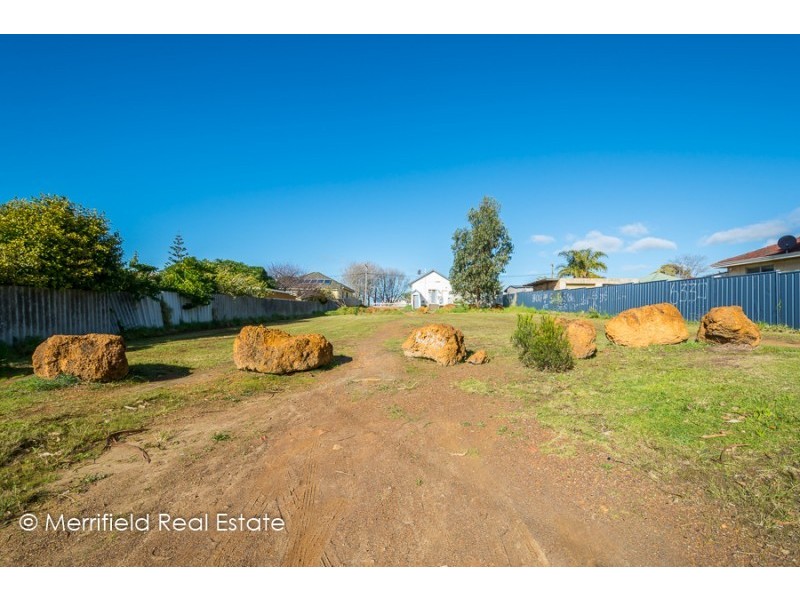 74 South Coast Highway, Orana WA 6330