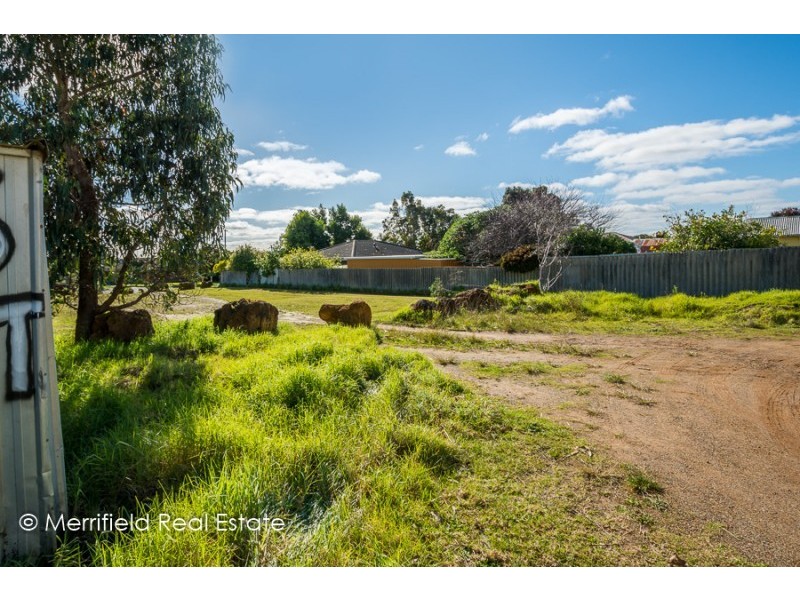 74 South Coast Highway, Orana WA 6330