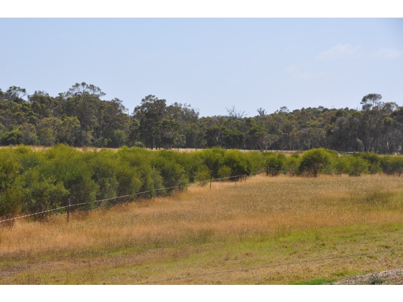 Myola Drive, Kalgan WA 6330