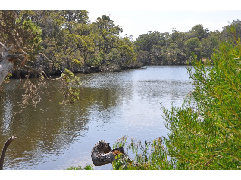 Myola Drive, Kalgan WA 6330