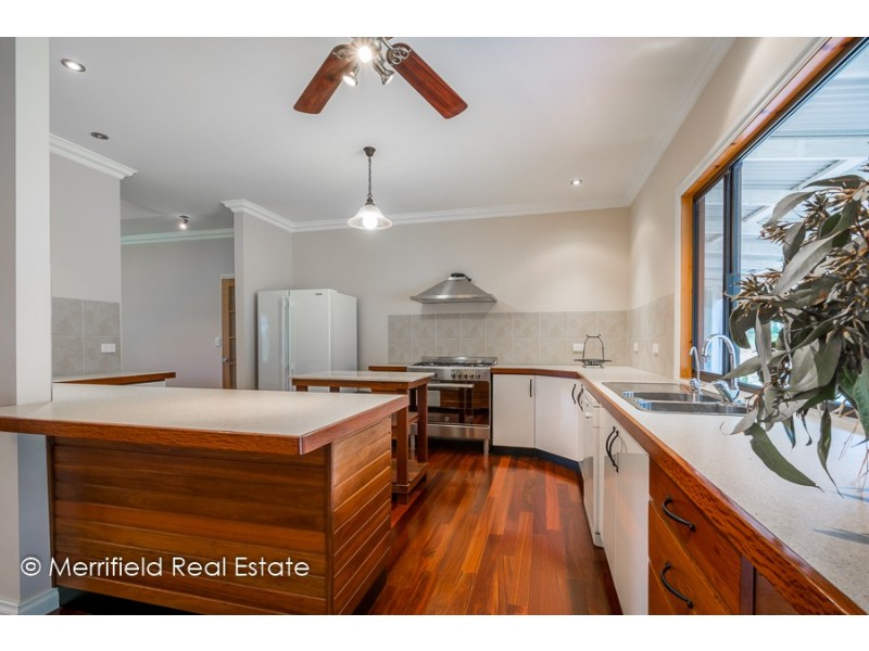 724 Hazzard Road, Millbrook WA 6330