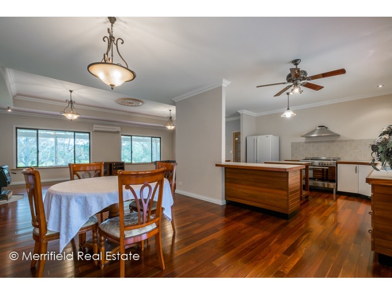 724 Hazzard Road, Millbrook WA 6330