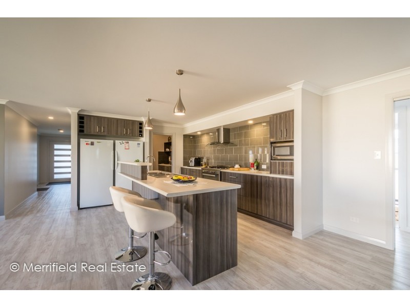 52 Hayward Crescent, Yakamia WA 6330