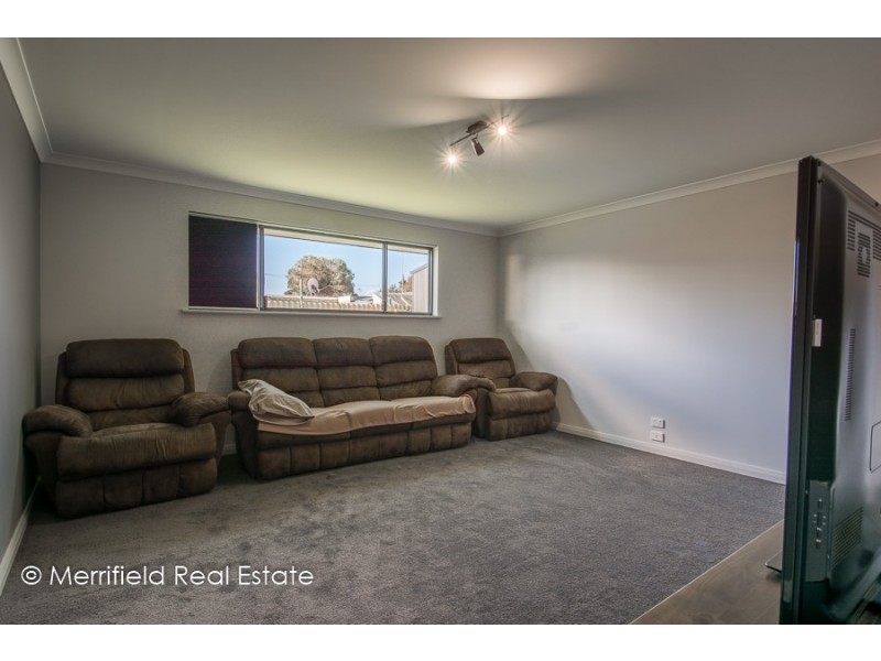 52 Hayward Crescent, Yakamia WA 6330