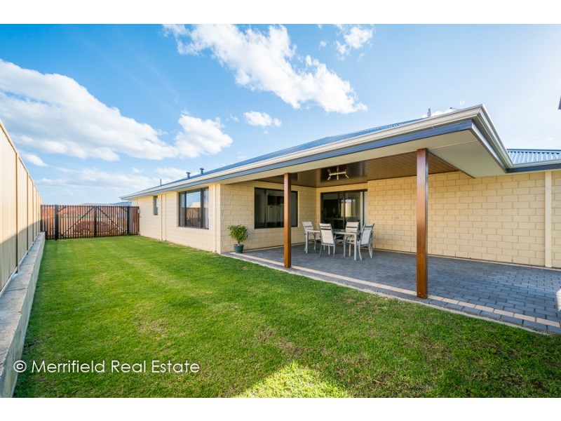 52 Hayward Crescent, Yakamia WA 6330