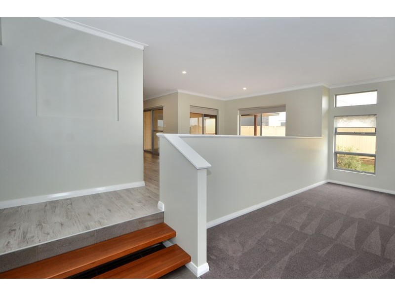 19 Galle Street, Yakamia WA 6330