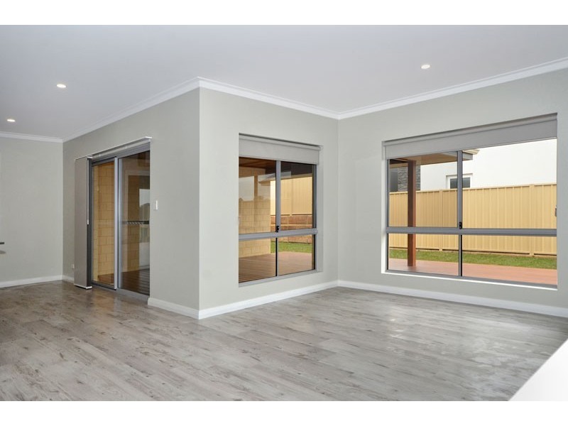 19 Galle Street, Yakamia WA 6330