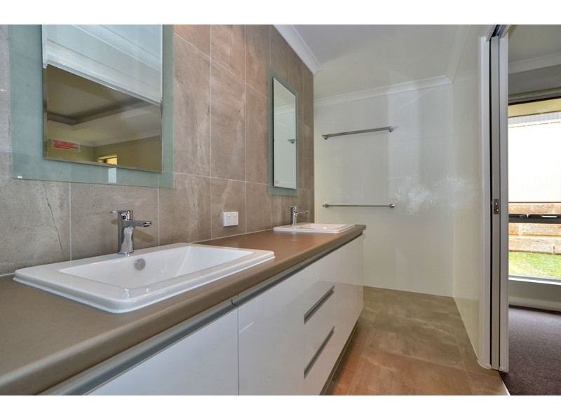 19 Galle Street, Yakamia WA 6330