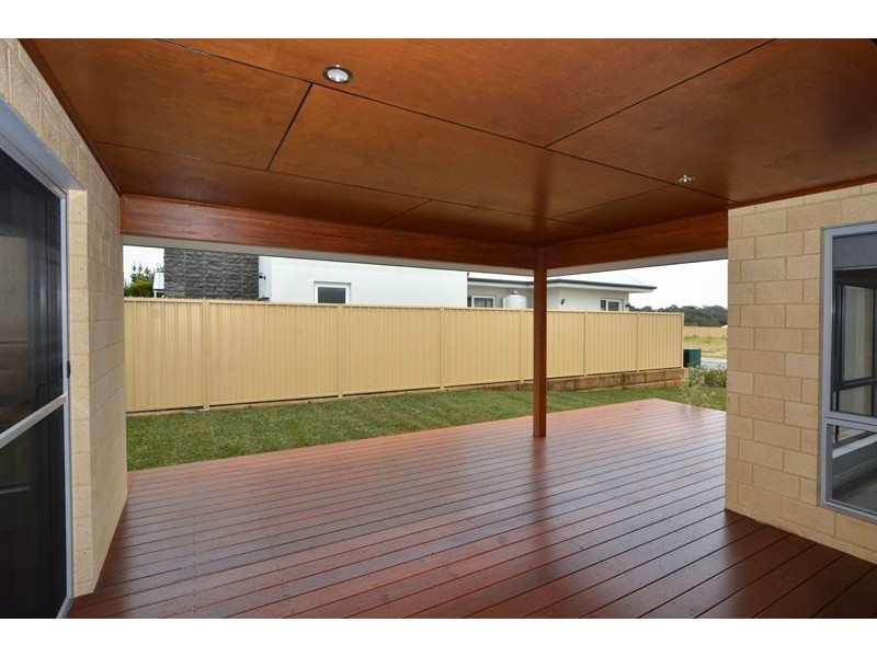 19 Galle Street, Yakamia WA 6330