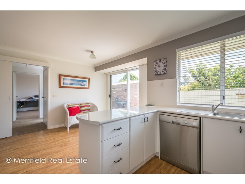 2/10 Challenge Close, Middleton Beach WA 6330