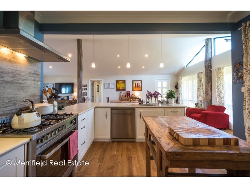 207 Deloraine Drive, Warrenup WA 6330