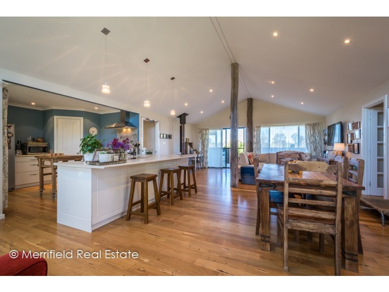 207 Deloraine Drive, Warrenup WA 6330