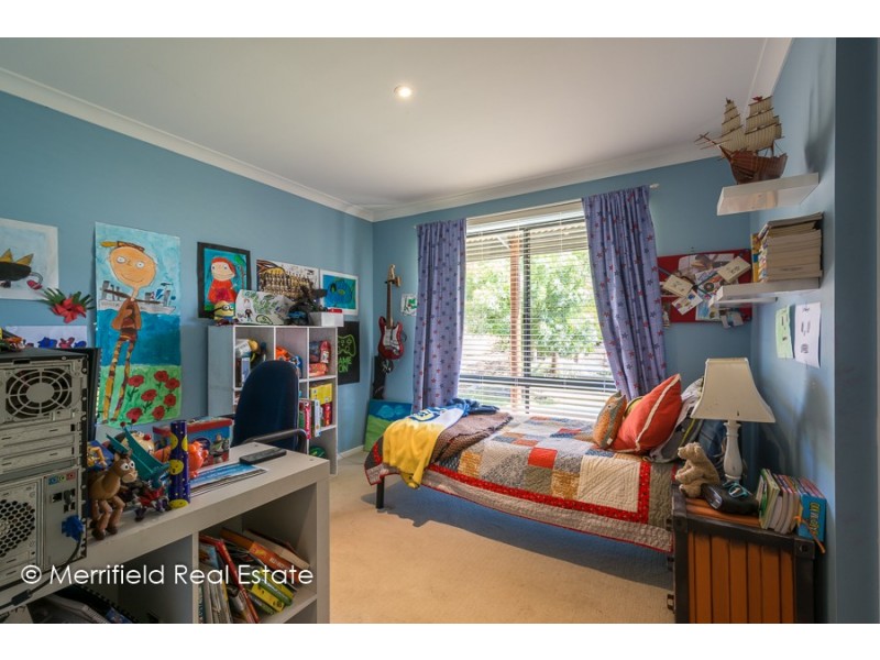 207 Deloraine Drive, Warrenup WA 6330