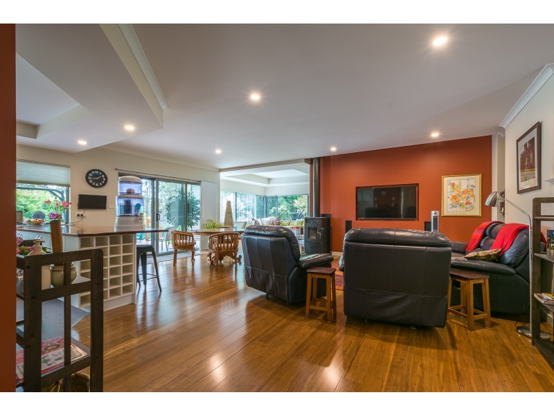 31 Prideaux Road, Lower King WA 6330