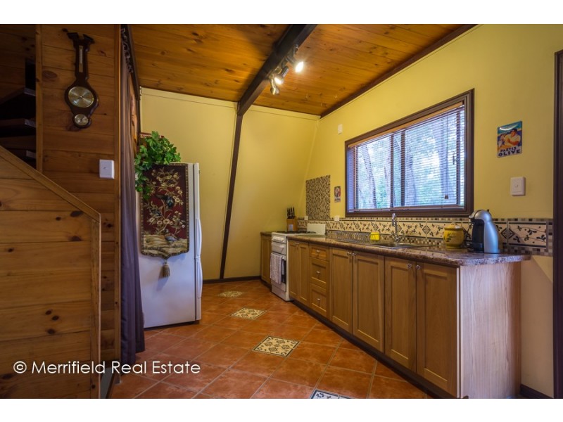 3 Bolganup Road, Porongurup WA 6324