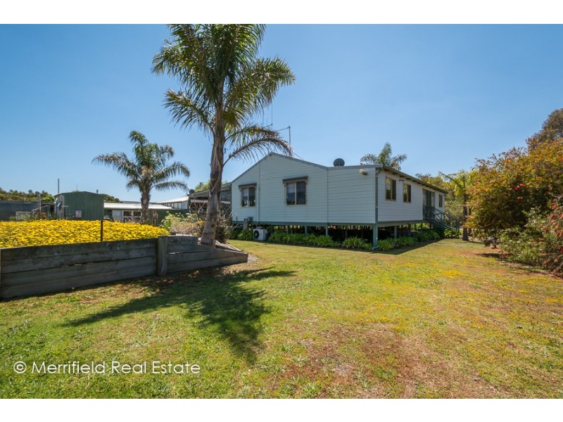 247 Siding Road, Redmond WA 6327