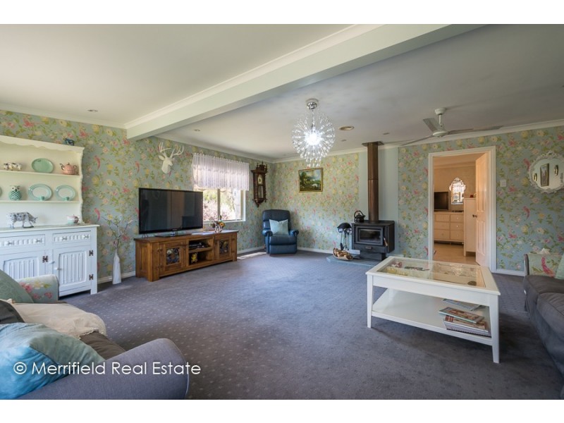 247 Siding Road, Redmond WA 6327