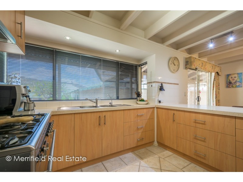 13 Golf Links Road, Middleton Beach WA 6330