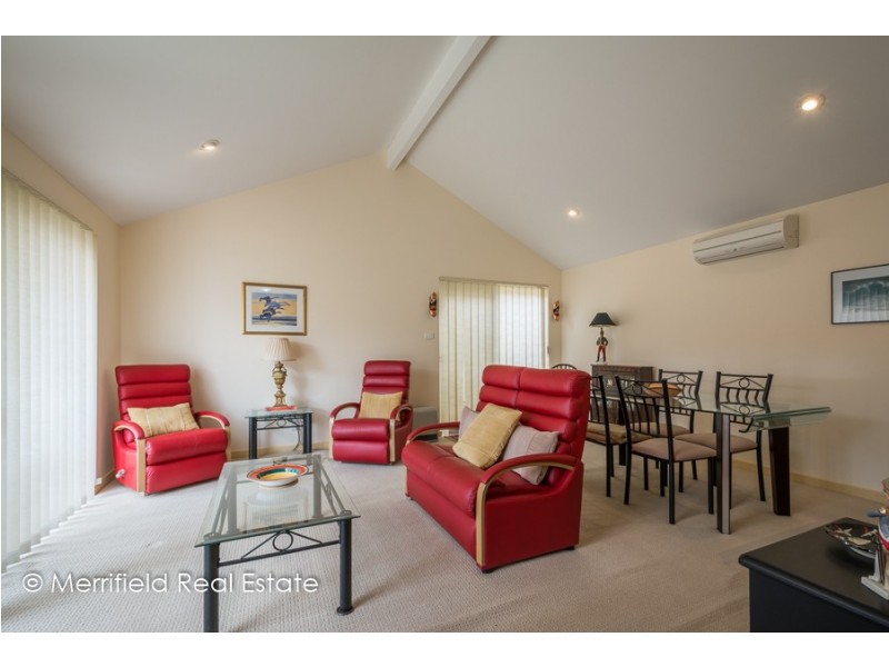 2/8 Tasman Street, Centennial Park WA 6330