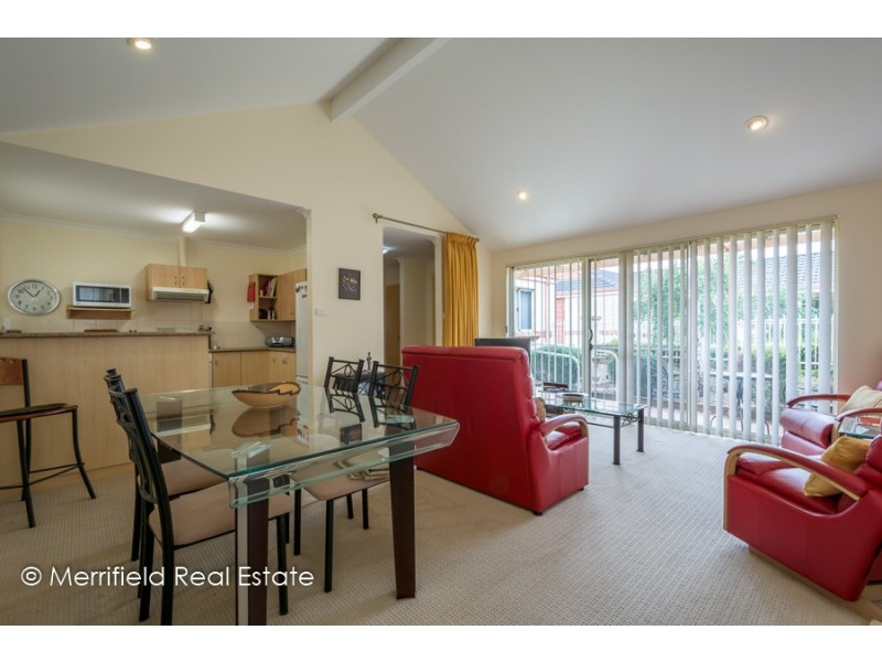 2/8 Tasman Street, Centennial Park WA 6330