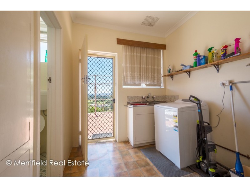 296 Serpentine Road, Mount Melville WA 6330
