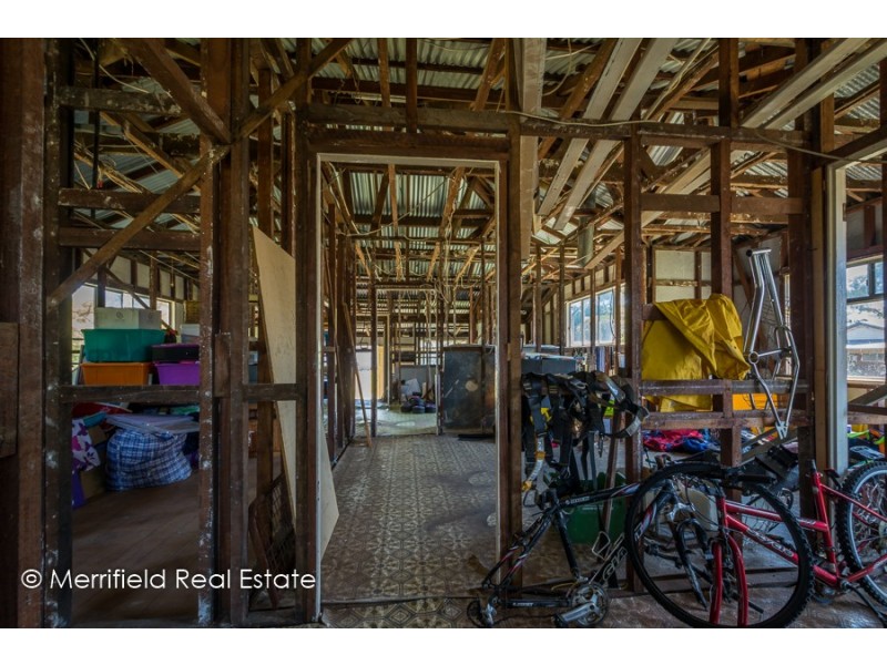 16 Harding Road, Robinson WA 6330