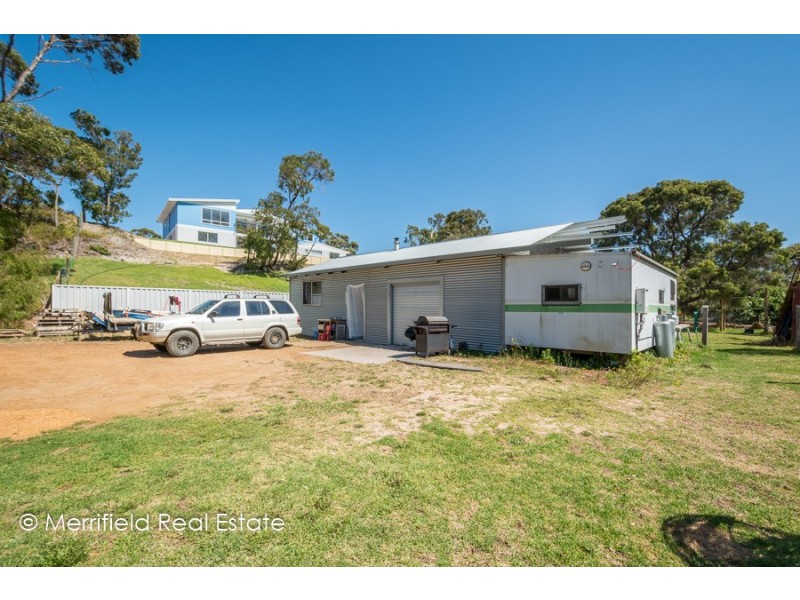 16 Harding Road, Robinson WA 6330