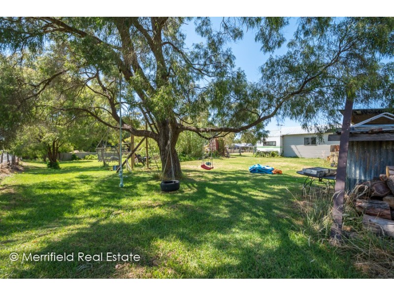 16 Harding Road, Robinson WA 6330