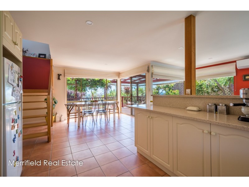 16 Burt Street, Mount Clarence WA 6330