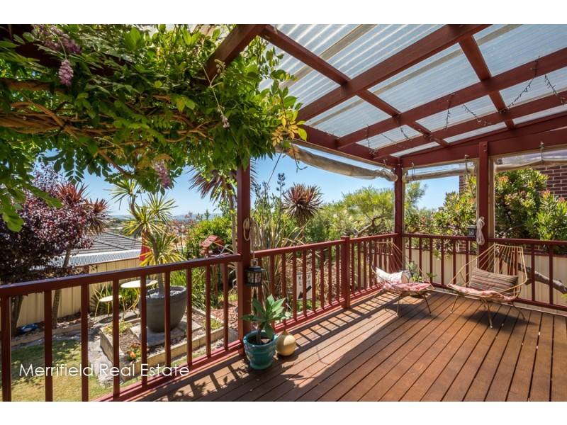 16 Burt Street, Mount Clarence WA 6330