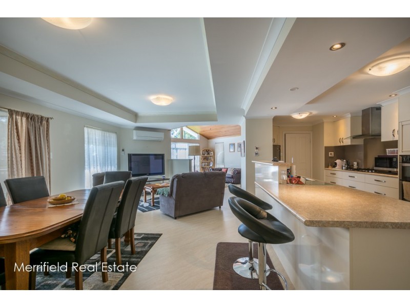 48 Lakeside Drive, Mckail WA 6330