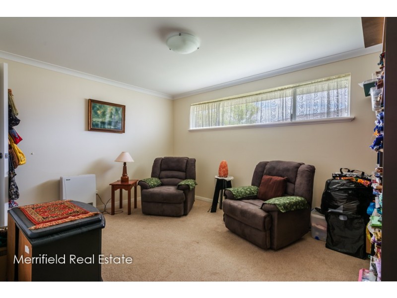 48 Lakeside Drive, Mckail WA 6330