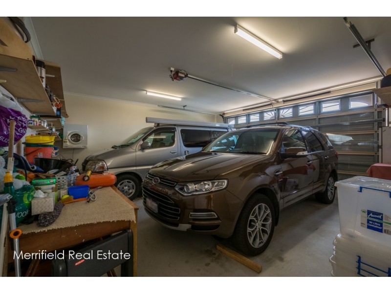 48 Lakeside Drive, Mckail WA 6330