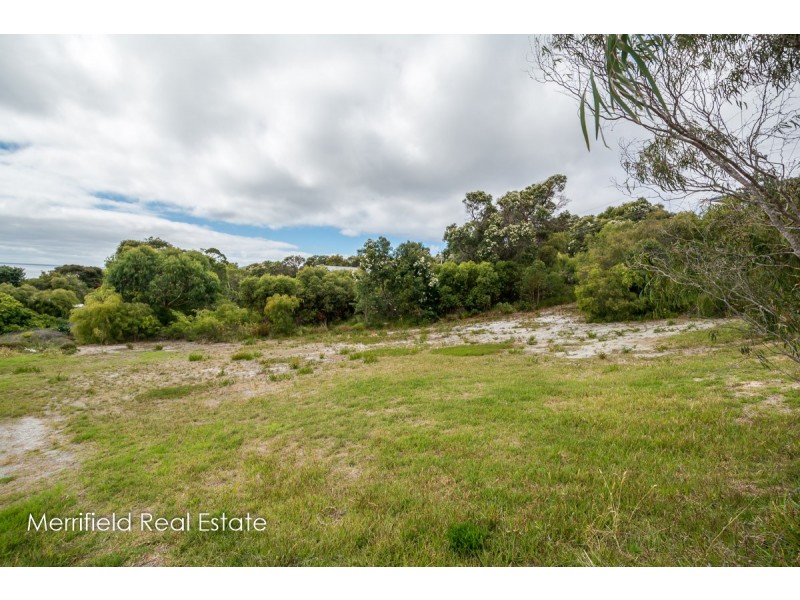 12 Karrakatta Road, Goode Beach WA 6330