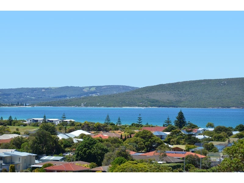 17 Wittenoom Street, Middleton Beach WA 6330