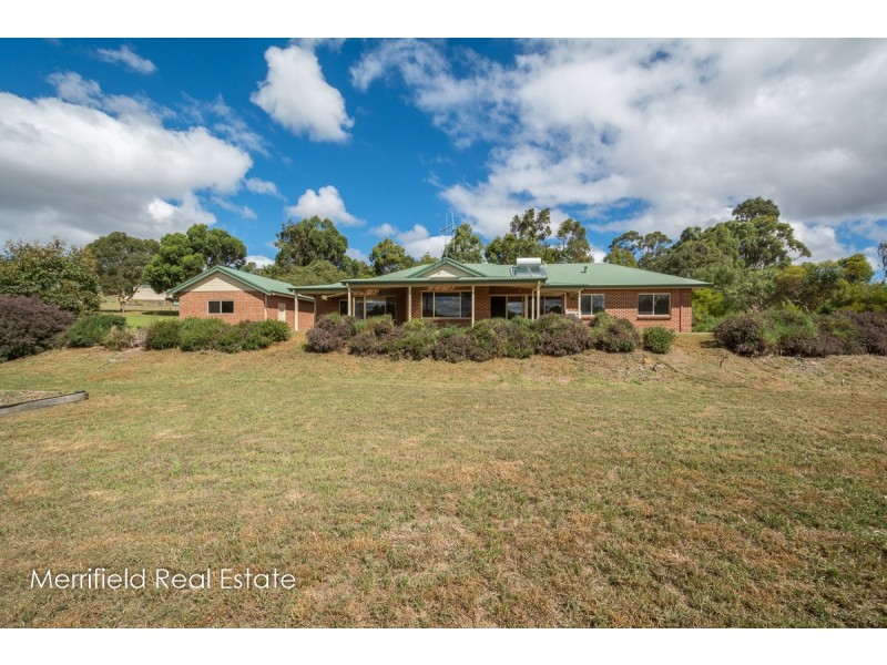 15 Willow Place, Willyung WA 6330