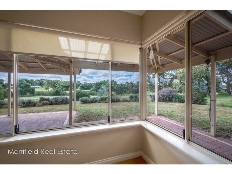 15 Willow Place, Willyung WA 6330