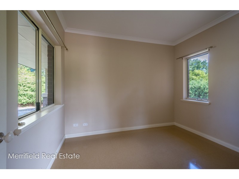 15 Willow Place, Willyung WA 6330