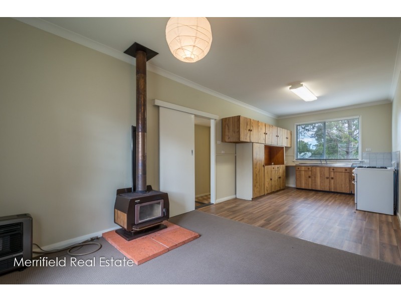 42 Drummond Street, Lockyer WA 6330