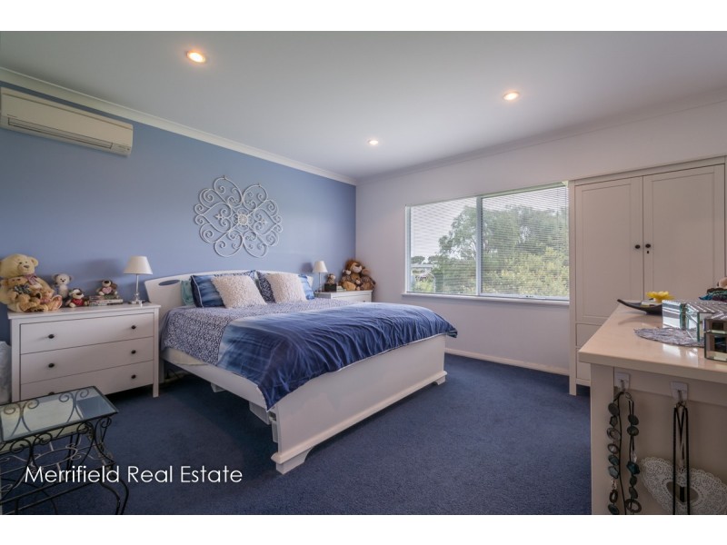 96 Home Road, Robinson WA 6330