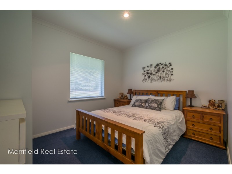 96 Home Road, Robinson WA 6330